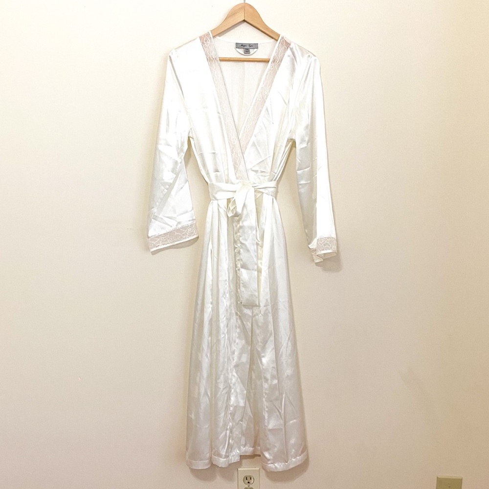 Morgan Taylor Intimates Full Length Lace Tie Robe